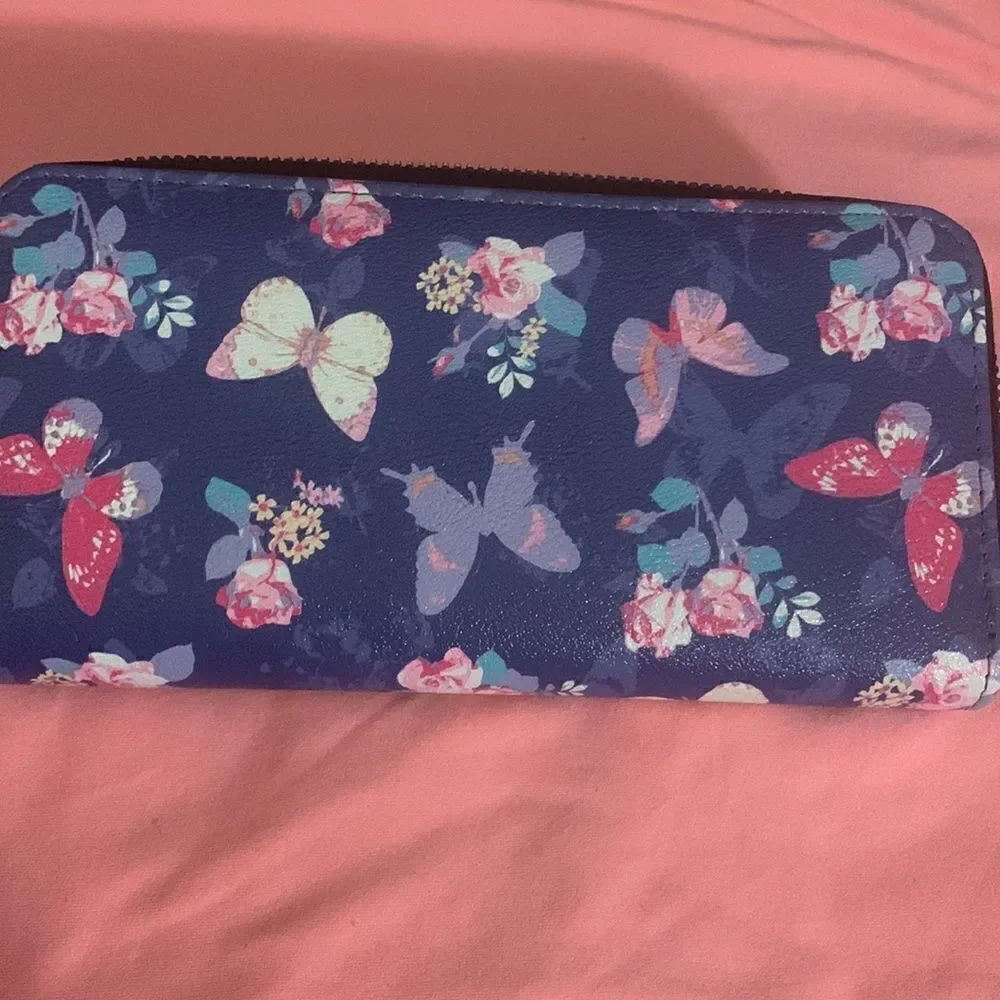 Butterfly Wallet  - Picture 9 of 9